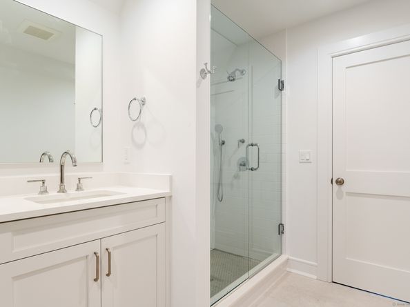 928 West Road, New Canaan CT 06840