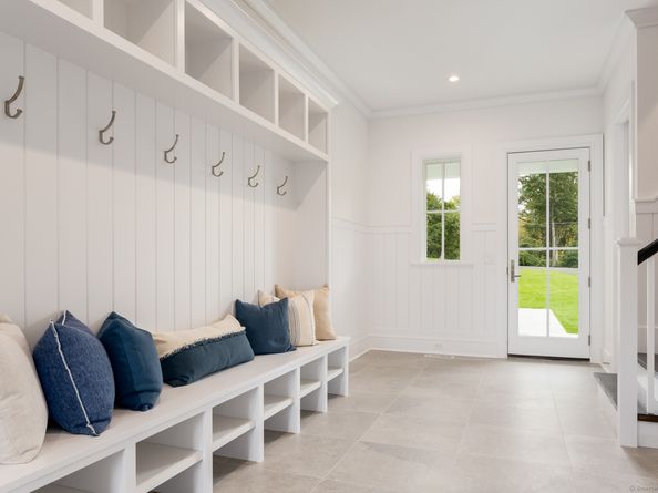 928 West Road, New Canaan CT 06840
