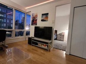 350 West 42nd Street 17i, New York NY 10036