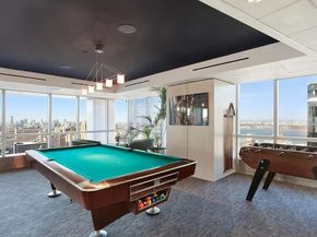 350 West 42nd Street 17i, New York NY 10036