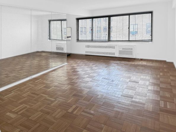 225 East 46th Street 9B, New York NY 10017