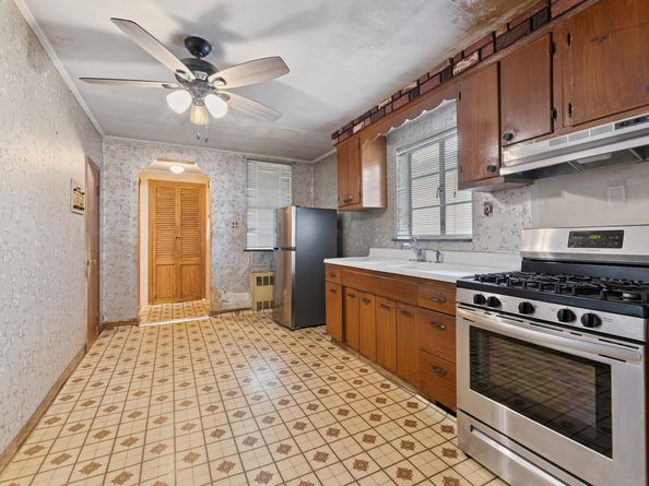 1346 73rd Street, Brooklyn NY 11228