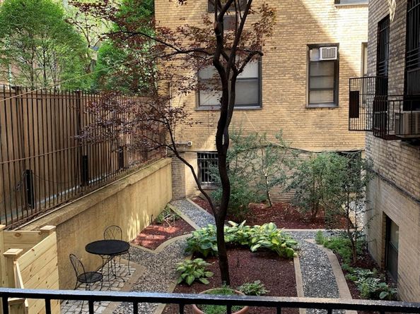 242 East 19th Street 7E, New York NY 10003