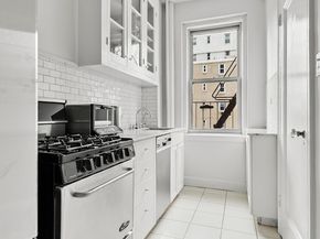 242 East 19th Street 7E, New York NY 10003