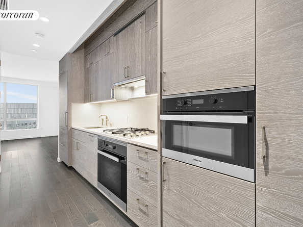 138 Willoughby Street 31G, Brooklyn NY 11201