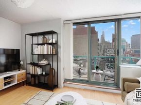 60 Henry Street 9D, New York NY 10002