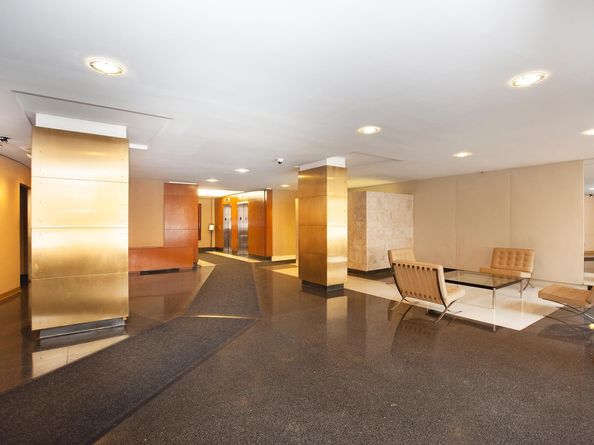 305 East 24th Street 3X, New York NY 10010
