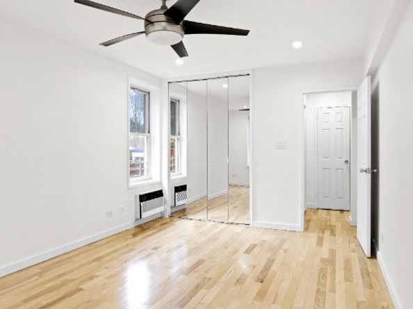 651 Vanderbilt Street 2P, Brooklyn NY 11218