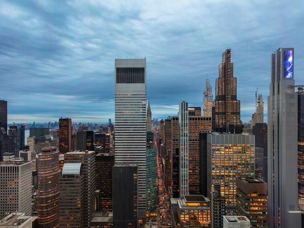 151 East 58th Street 43E, New York NY 10022