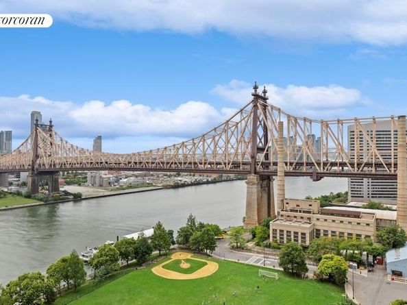 425 Main Street 15E, New York NY 10044