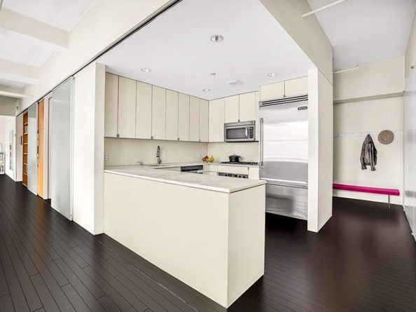 11 West 30th Street 8F, New York NY 10001