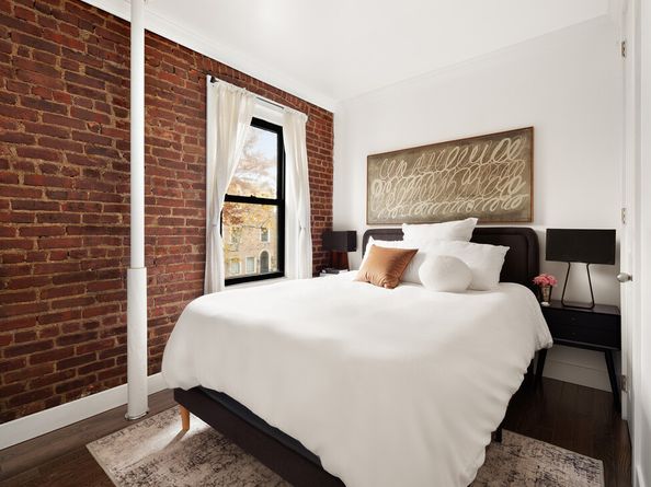 21-06 35th Street 3E, Queens NY 11105