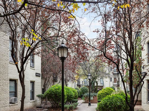 21-06 35th Street 3E, Queens NY 11105