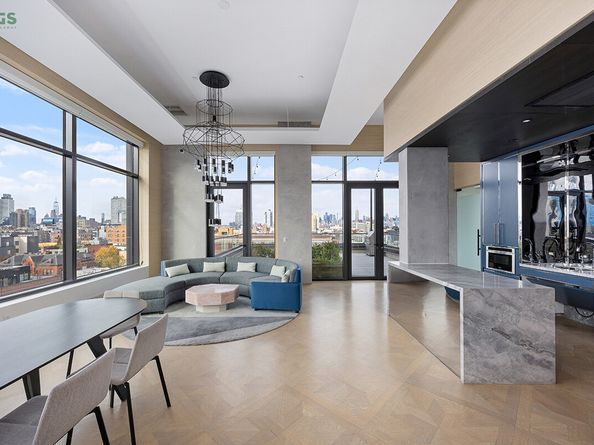 308 North 7th Street 2C, Brooklyn NY 11211