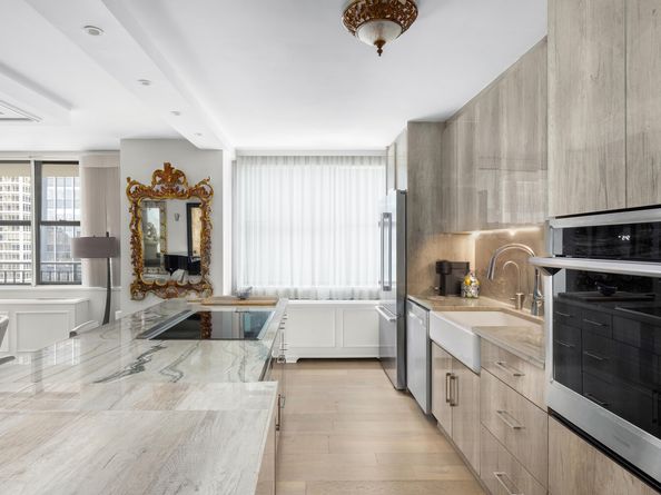 112 West 56th Street 24S, New York NY 10019