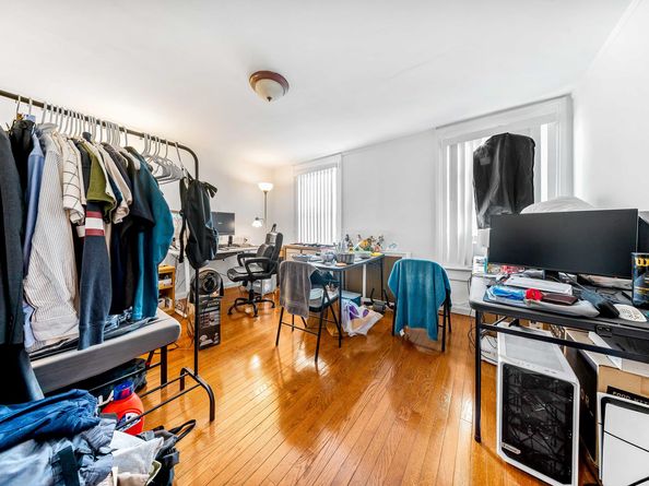 20-23 41st Street, Queens NY 11105