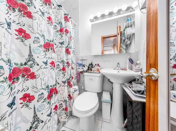 20-23 41st Street, Queens NY 11105