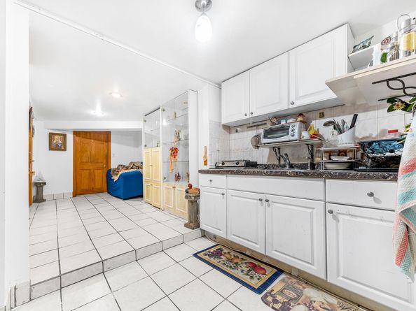 20-23 41st Street, Queens NY 11105