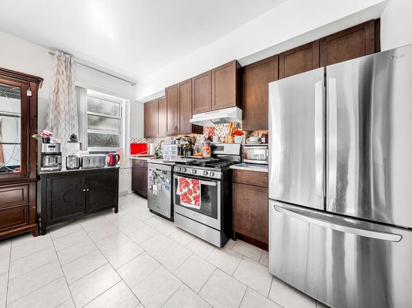 20-23 41st Street, Queens NY 11105