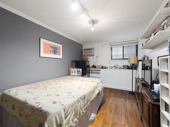 311 East 83rd Street B, New York NY 10028
