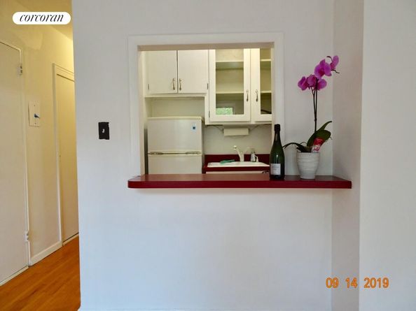 350 Bleecker Street 4F, New York NY 10014