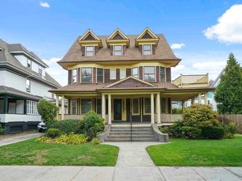 561 East 17th Street