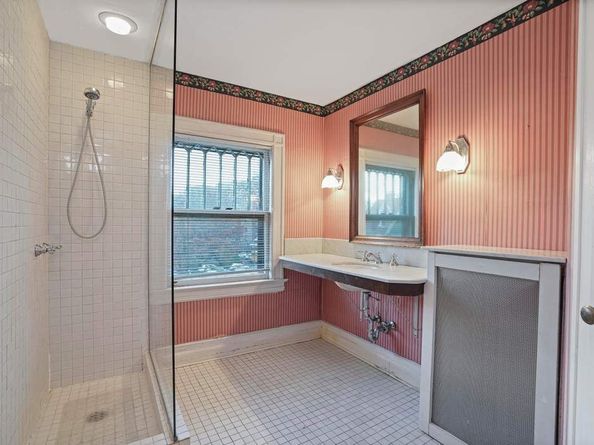 561 East 17th Street, Brooklyn NY 11226