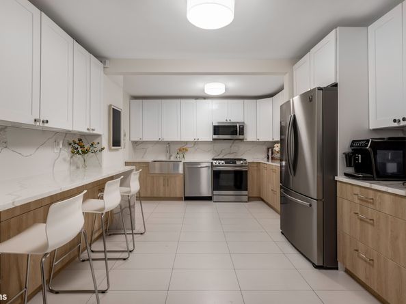 501 East 79th Street 2EF, New York NY 10075