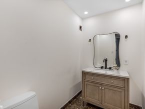 501 East 79th Street 2EF, New York NY 10075