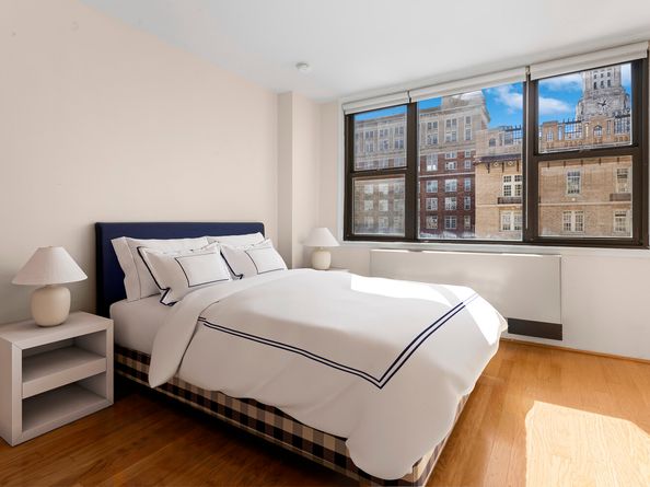 130 East 18th Street 14J, New York NY 10003