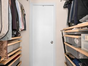 130 East 18th Street 14J, New York NY 10003