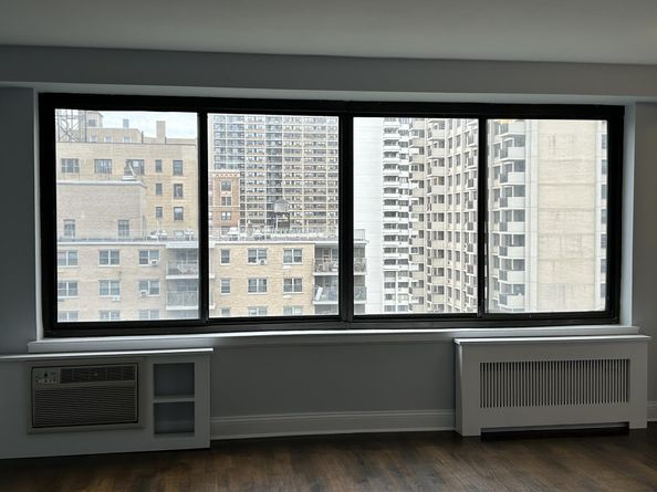 382 Central Park W 16U, New York NY 10025