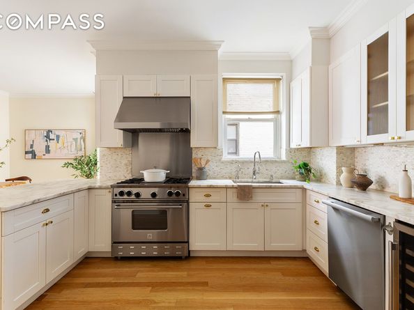 385 Clinton Street 2L, Brooklyn NY 11231