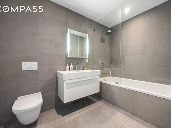 115 Norfolk Street 34, New York NY 10002