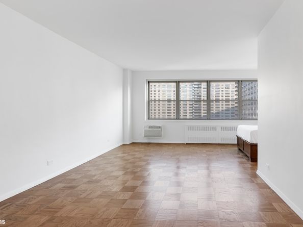 165 West End Avenue 22F, New York NY 10023