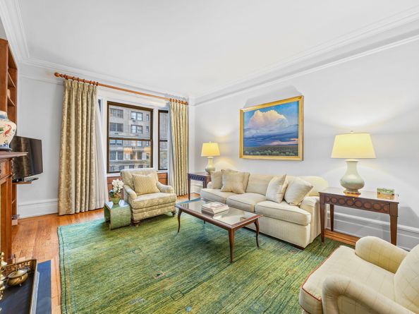 929 Park Avenue 4A, New York NY 10028