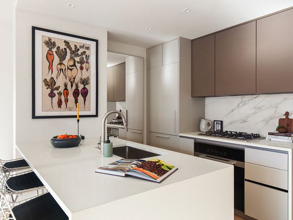 650 East 6th Street 3, New York NY 10009