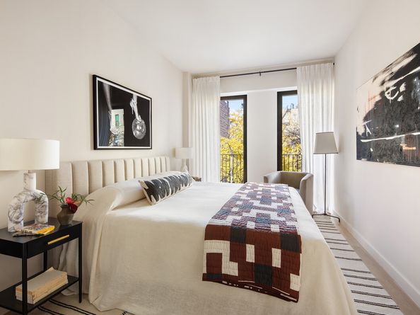 650 East 6th Street 3, New York NY 10009