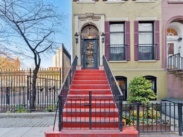 463 West 47th Street 4, New York NY 10036