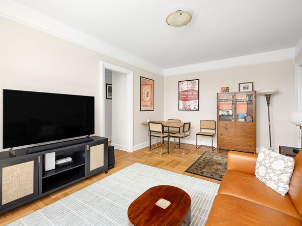 860 West 181st Street 68, New York NY 10033