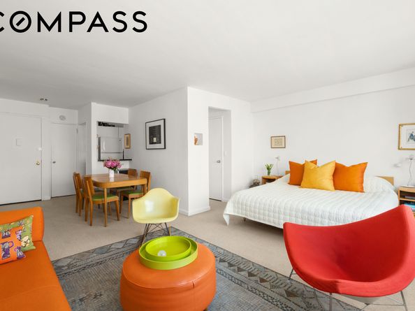 201 West 21st Street 12C, New York NY 10011