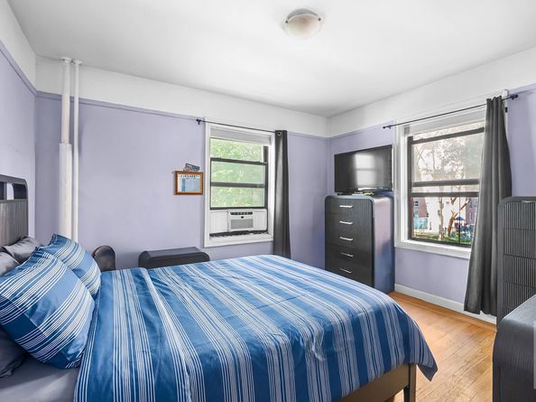 504 Grand Street E25, New York NY 10002