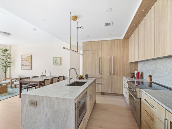 259 22nd Street 2E, Brooklyn NY 11215
