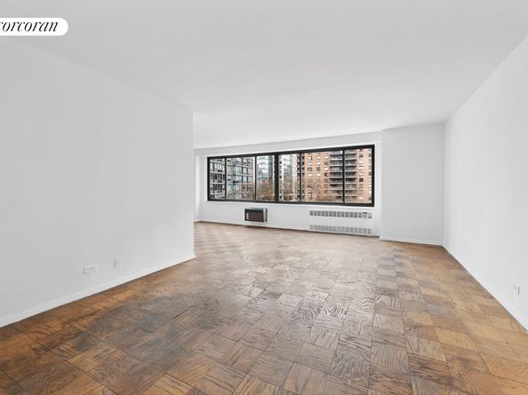 382 Central Park W 5Y, New York NY 10025