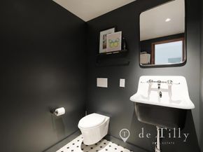 211 Thompson Street PH6E, New York NY 10012