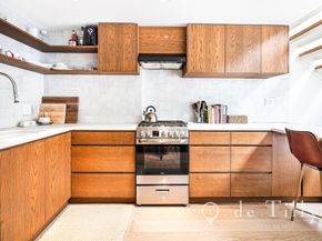 211 Thompson Street PH6E, New York NY 10012