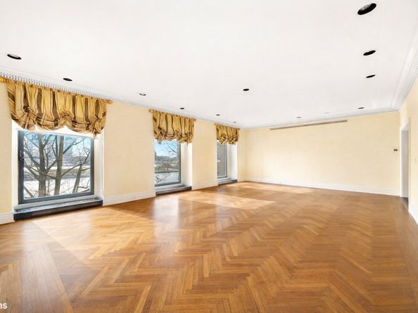 1 Sutton Place S 5B, New York NY 10022