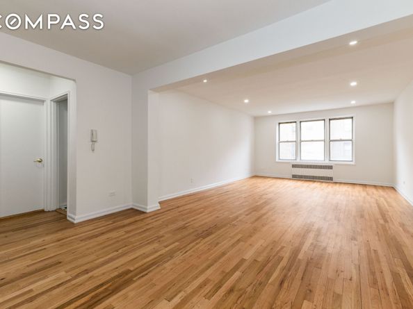 79-10 34th Avenue 4U, Queens NY 11372