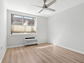 33-30 61st Street 105, Queens NY 11377