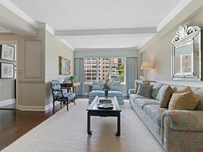 400 East 52nd Street 8G, New York NY 10022